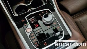 BMW X6 xDrive40i M Sport 2024 года из Южной Кореи