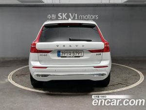 Volvo XC60 B5 ULTIMATE Bright 2023 года из Южной Кореи