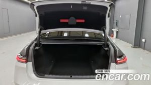 BMW 7-Series 740i Design Pure Excellence 2023 года из Южной Кореи