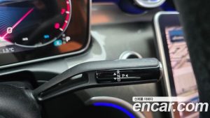 Mercedes-Benz C-Class C300 4MATIC AMG Line 2023 года из Южной Кореи
