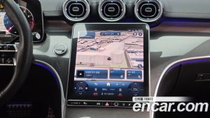 Mercedes-Benz C-Class C300 4MATIC AMG Line 2023 года из Южной Кореи