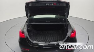 Mercedes-Benz C-Class C300 4MATIC AMG Line 2023 года из Южной Кореи