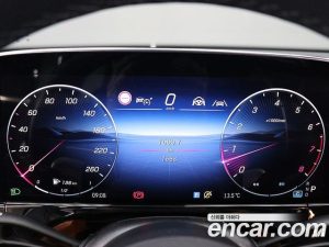 Mercedes-Benz E-Class E300 4MATIC Exclusive 2024 года из Южной Кореи