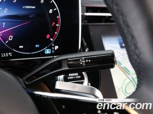 Mercedes-Benz E-Class E300 4MATIC Exclusive 2024 года из Южной Кореи