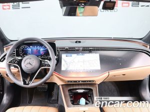 Mercedes-Benz E-Class E300 4MATIC Exclusive 2024 года из Южной Кореи