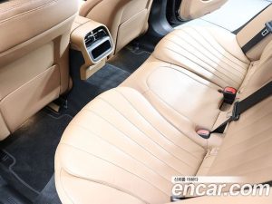 Mercedes-Benz E-Class E300 4MATIC Exclusive 2024 года из Южной Кореи