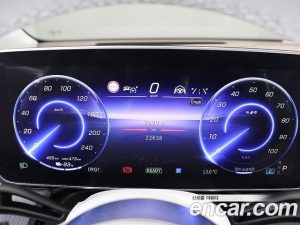 Mercedes-Benz EQE EQE500 4MATIC 2023 года из Южной Кореи