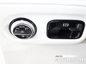 Mercedes-Benz EQE EQE500 4MATIC 2023 года из Южной Кореи