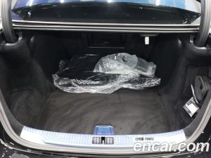Mercedes-Benz S-Class S580L 4MATIC 2025 года из Южной Кореи