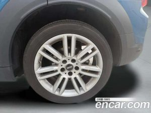 Mini Countryman CLASSIC 2023 года из Южной Кореи