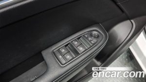 Renault-KoreaSamsung XM3 1.6 E-TECH RE 2023 года из Южной Кореи