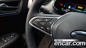 Renault-KoreaSamsung XM3 1.6 E-TECH RE 2023 года из Южной Кореи