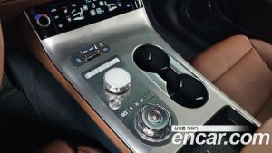 Genesis GV70 2.5T Бензин 2WD 2025 года из Южной Кореи