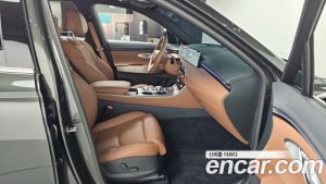 Genesis GV70 2.5T Бензин 2WD 2025 года из Южной Кореи