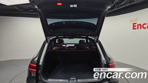 Genesis GV70 2.5T Бензин 2WD 2025 года из Южной Кореи