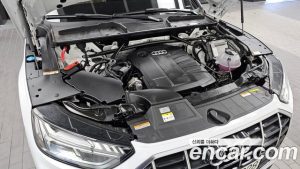 Audi Q5 40 TDI 4WD Sportback 2023 года из Южной Кореи
