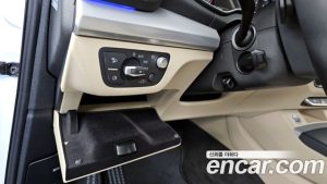 Audi Q5 40 TDI 4WD Sportback 2023 года из Южной Кореи