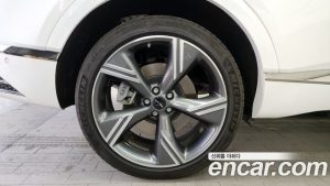 Genesis GV80 2.5T Бензин 2WD 2024 года из Южной Кореи