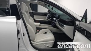 Hyundai Grandeur 2.5 Бензин 2WD 2024 года из Южной Кореи