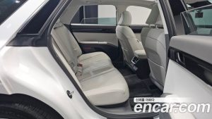 Hyundai Grandeur 2.5 Бензин 2WD 2024 года из Южной Кореи