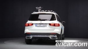 Mercedes-Benz GLB-Class GLB250 4MATIC 2025 года из Южной Кореи