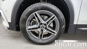 Mercedes-Benz GLB-Class GLB250 4MATIC 2025 года из Южной Кореи