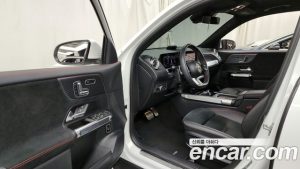 Mercedes-Benz GLB-Class GLB250 4MATIC 2025 года из Южной Кореи