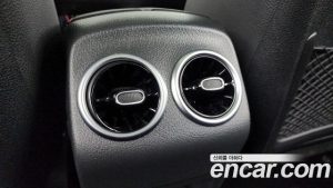 Mercedes-Benz GLB-Class GLB250 4MATIC 2025 года из Южной Кореи