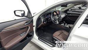BMW 5-Series 530i xDrive Luxury 2023 года из Южной Кореи