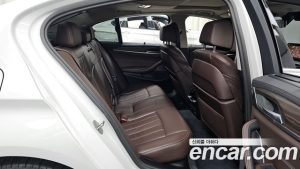 BMW 5-Series 530i xDrive Luxury 2023 года из Южной Кореи