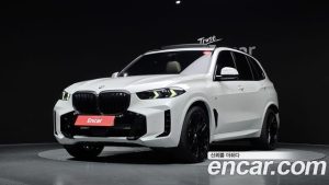 BMW X5 xDrive 40d M Sport Online Exclusive Edition 2025 года из Южной Кореи