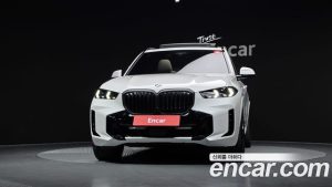 BMW X5 xDrive 40d M Sport Online Exclusive Edition 2025 года из Южной Кореи