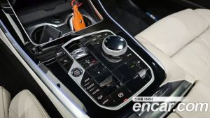 BMW X5 xDrive 40d M Sport Online Exclusive Edition 2025 года из Южной Кореи