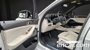 BMW X5 xDrive 40d M Sport Online Exclusive Edition 2025 года из Южной Кореи