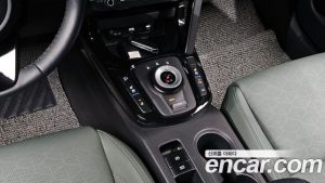 Kia Seltos Бензин 1.6 Turbo 2WD 2024 года из Южной Кореи