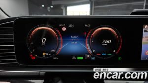 Mercedes-Benz GLE-Class GLE300d 4MATIC 2023 года из Южной Кореи
