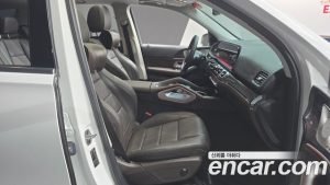 Mercedes-Benz GLE-Class GLE300d 4MATIC 2023 года из Южной Кореи
