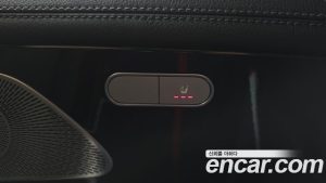 Mercedes-Benz GLE-Class GLE300d 4MATIC 2023 года из Южной Кореи