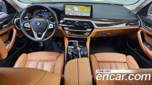 BMW 5-Series 520i Luxury 2023 года из Южной Кореи