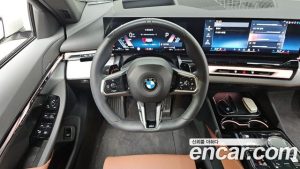 BMW 5-Series 530i xDrive M Sport 2025 года из Южной Кореи