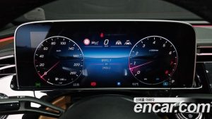 Mercedes-Benz E-Class E300 4MATIC AMG Line Premium Special 2024 года из Южной Кореи