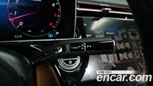 Mercedes-Benz E-Class E300 4MATIC AMG Line Premium Special 2024 года из Южной Кореи