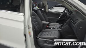 Volkswagen Tiguan 2.0 TDI Prestige 2022 года из Южной Кореи