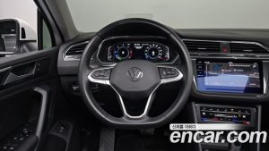 Volkswagen Tiguan 2.0 TDI Prestige 2022 года из Южной Кореи