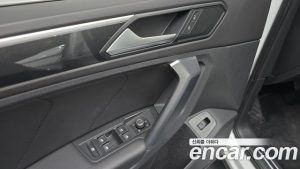 Volkswagen Tiguan 2.0 TDI Prestige 2022 года из Южной Кореи