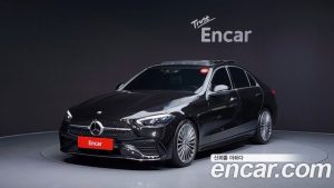 Mercedes-Benz C-Class C300 4MATIC AMG Line 2024 года из Южной Кореи