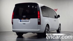 Hyundai Staria HEV 1.6 Tourer 9-Seater 2025 года из Южной Кореи