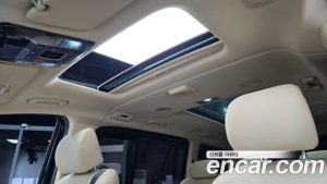 Hyundai Staria HEV 1.6 Tourer 9-Seater 2025 года из Южной Кореи