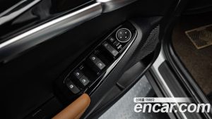 Kia Seltos Бензин 1.6 Turbo 2WD 2025 года из Южной Кореи