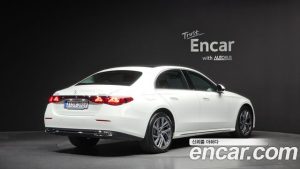 Mercedes-Benz E-Class E220d 4MATIC Exclusive 2025 года из Южной Кореи